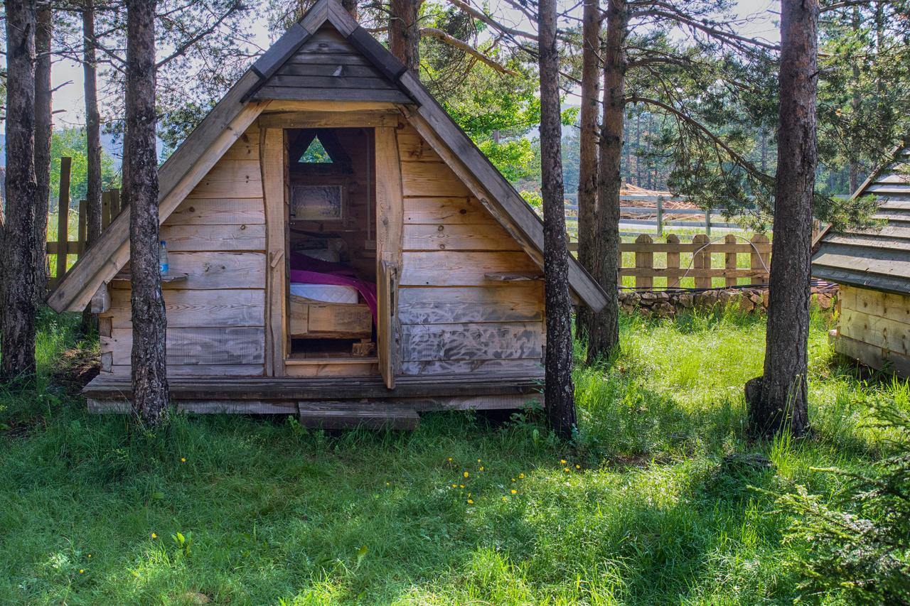 Eco Camp Chalets Pod Gorom Жабляк Екстер'єр фото