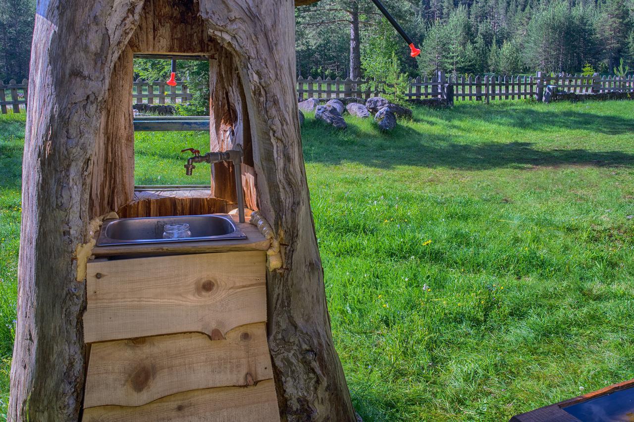 Eco Camp Chalets Pod Gorom Жабляк Екстер'єр фото
