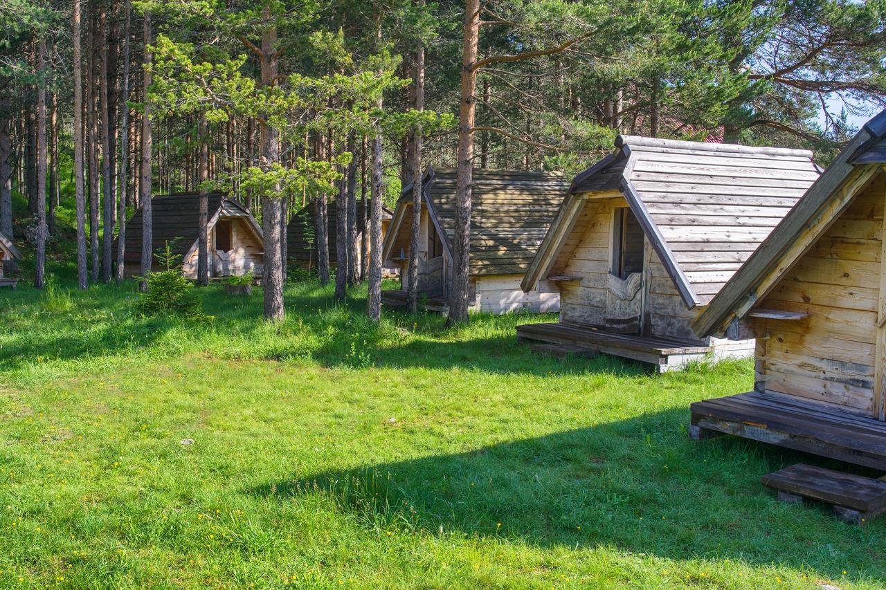 Eco Camp Chalets Pod Gorom Жабляк Екстер'єр фото