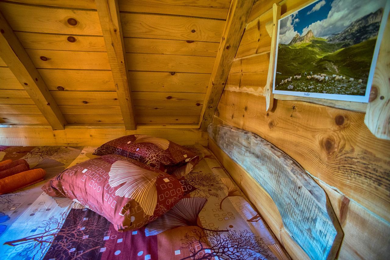 Eco Camp Chalets Pod Gorom Жабляк Екстер'єр фото